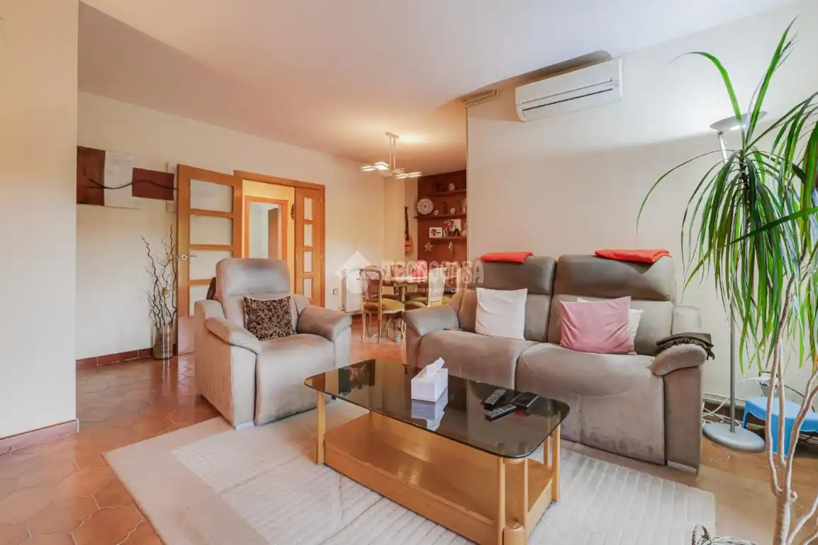 Casa amb terrassa en venda a Montcada Centre - La Ribera, imagen 8