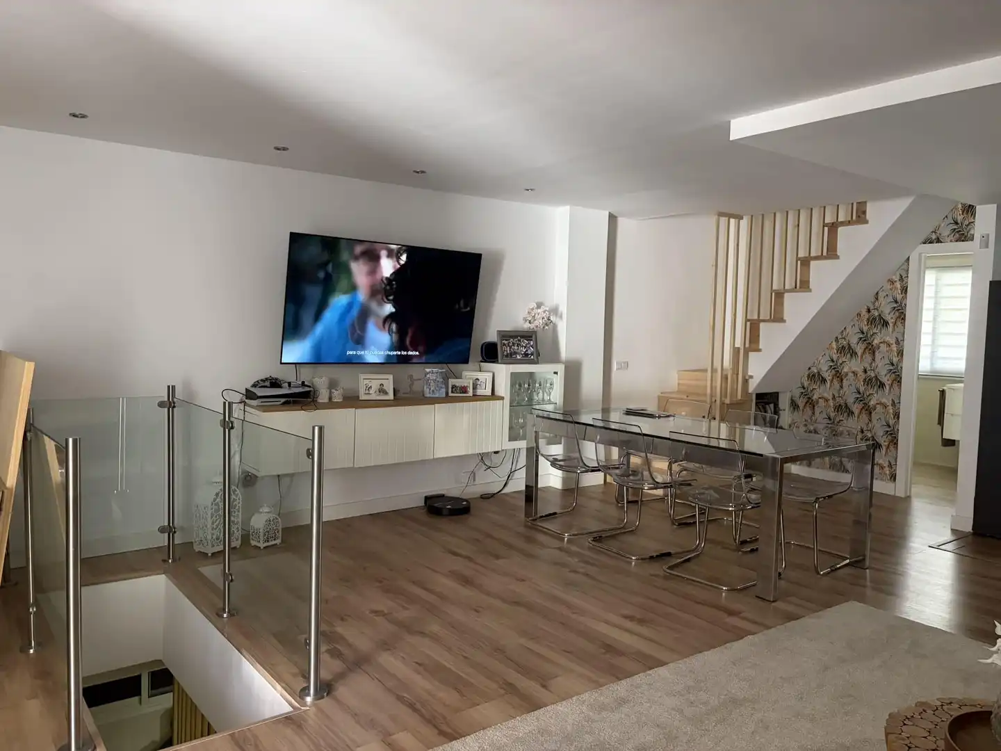 Casa aparellada amb piscina en venda a Santangelo