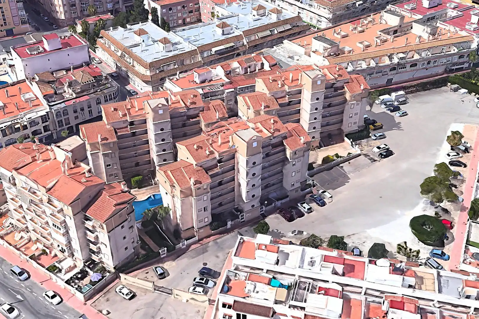 Vista exterior de Apartamento en venta en Torrevieja con Aire acondicionado, Calefacción y Amueblado