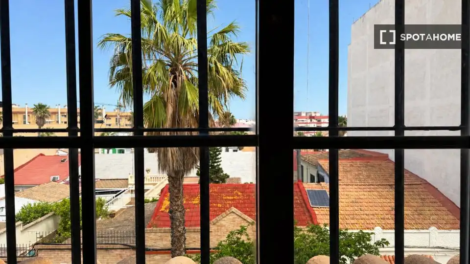 Vista exterior de Pis de lloguer en Valencia amb Aire condicionat, Calefacció i Moblat