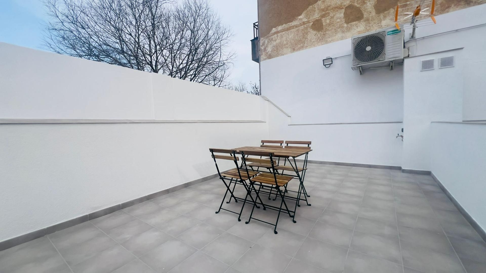 Terrace of Single-family semi-detached for rent in Badalona