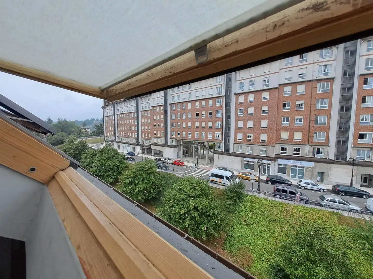 Terrassa de Apartament en venda en Oviedo  amb Calefacció