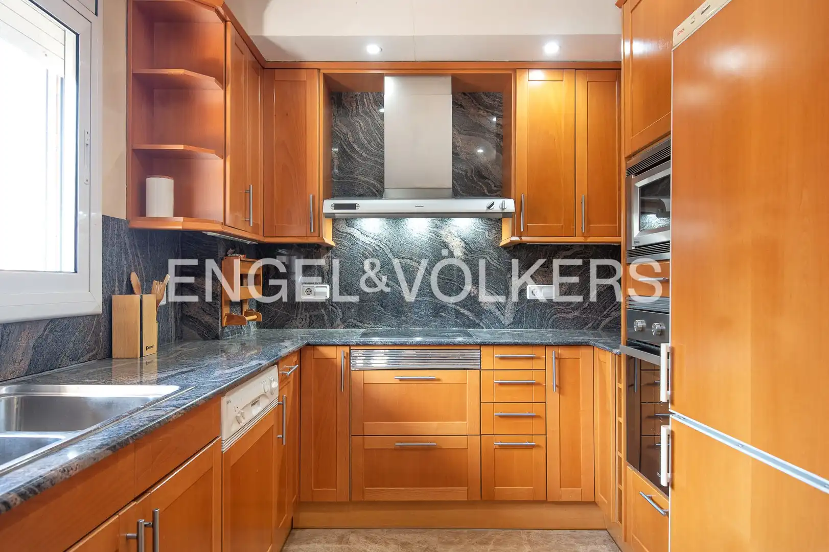 Kitchen of Houses for sale in Molins de Rei  with Air Conditioner, Heating and Private garden