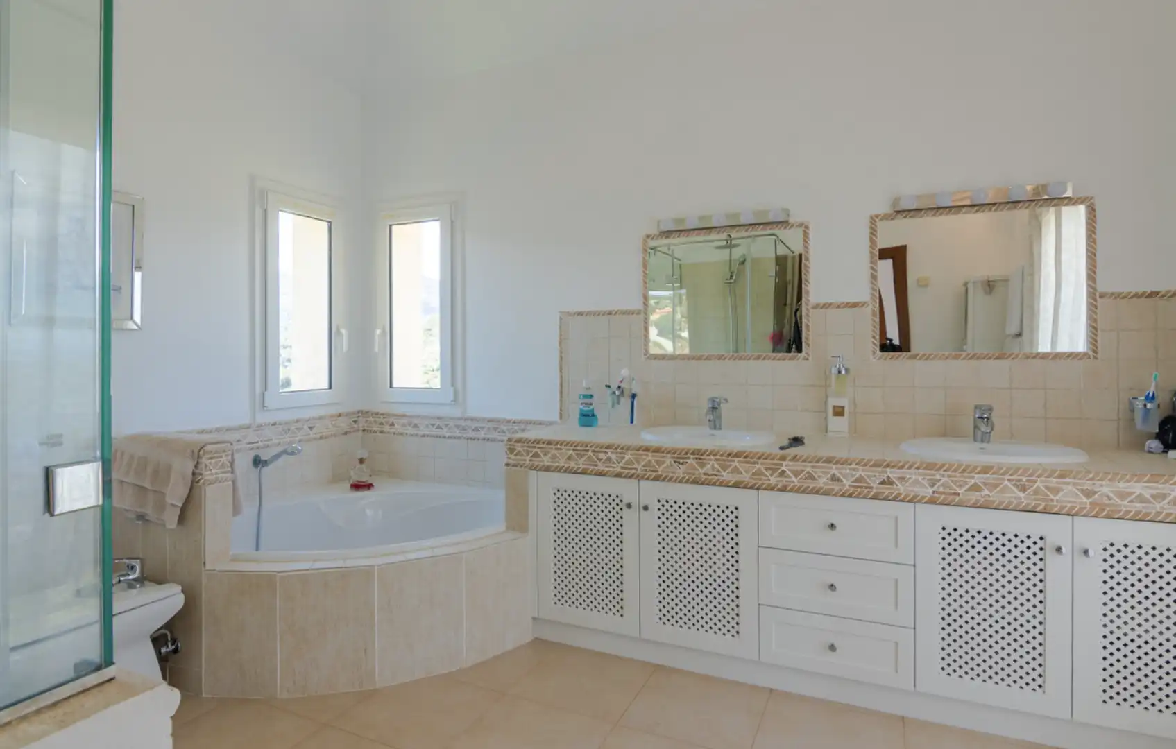 Villa con terrazza in vendita a Altos de Estepona, imagen 16