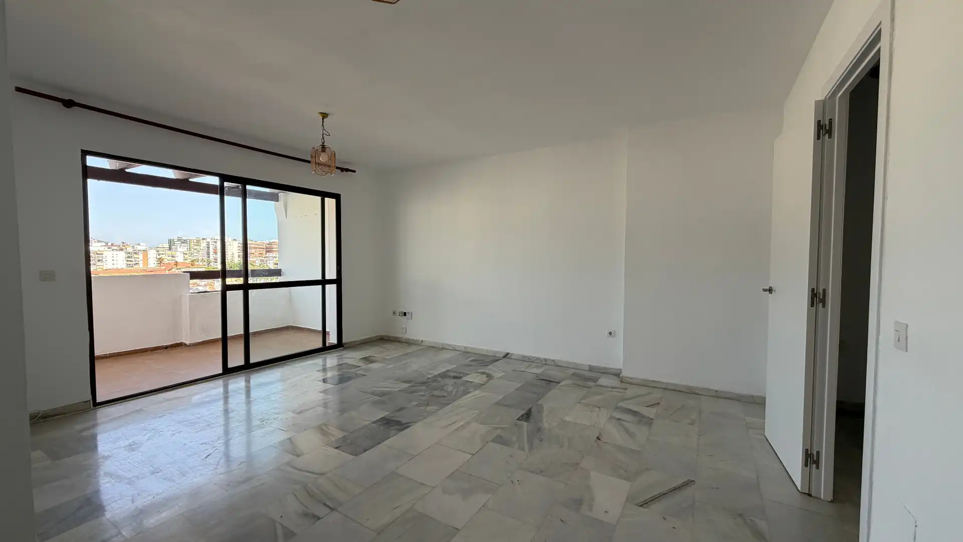 Wohnzimmer von Wohnung zum Verkauf in Fuengirola