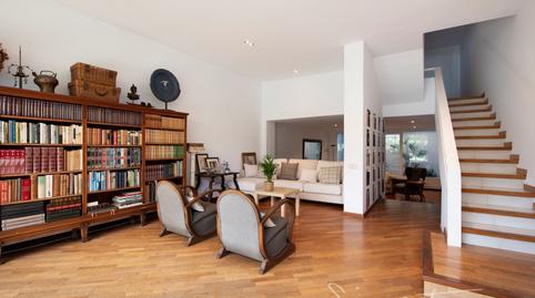 Foto 3 de Casa adosada en venda a Calle Pere Serra, 70, Parc Central, Barcelona