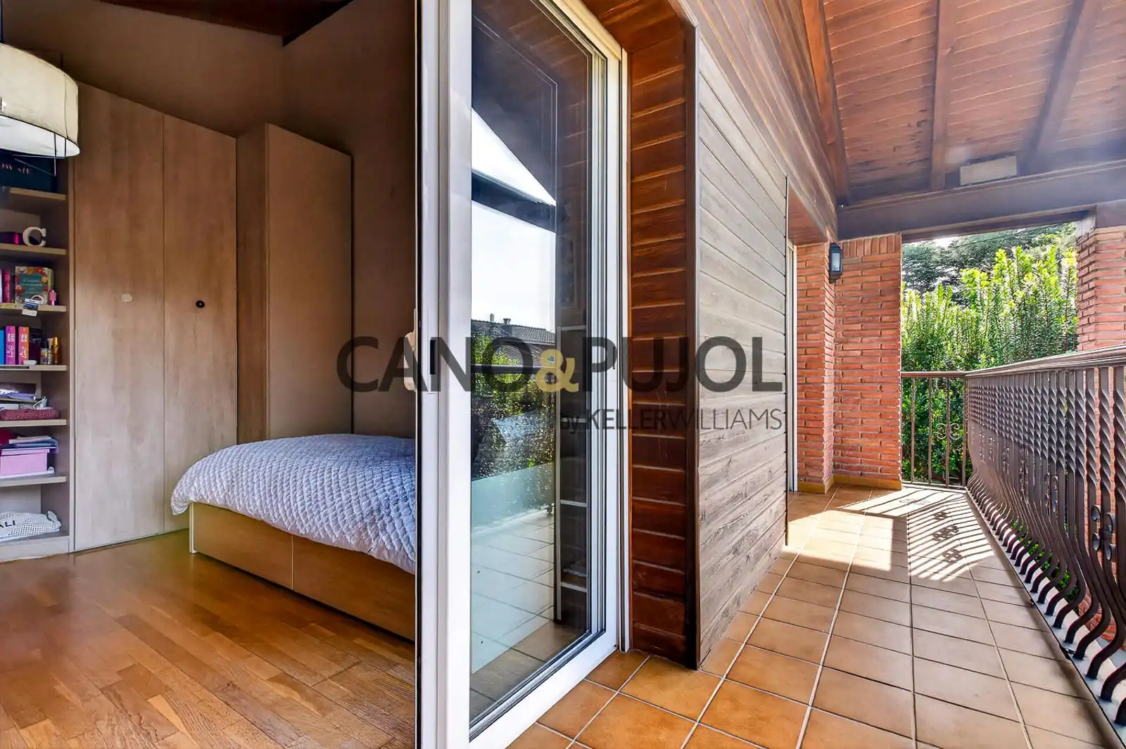 Terrassa de Casa o xalet en venda en Sant Cugat del Vallès amb Aire condicionat, Calefacció i Terrassa