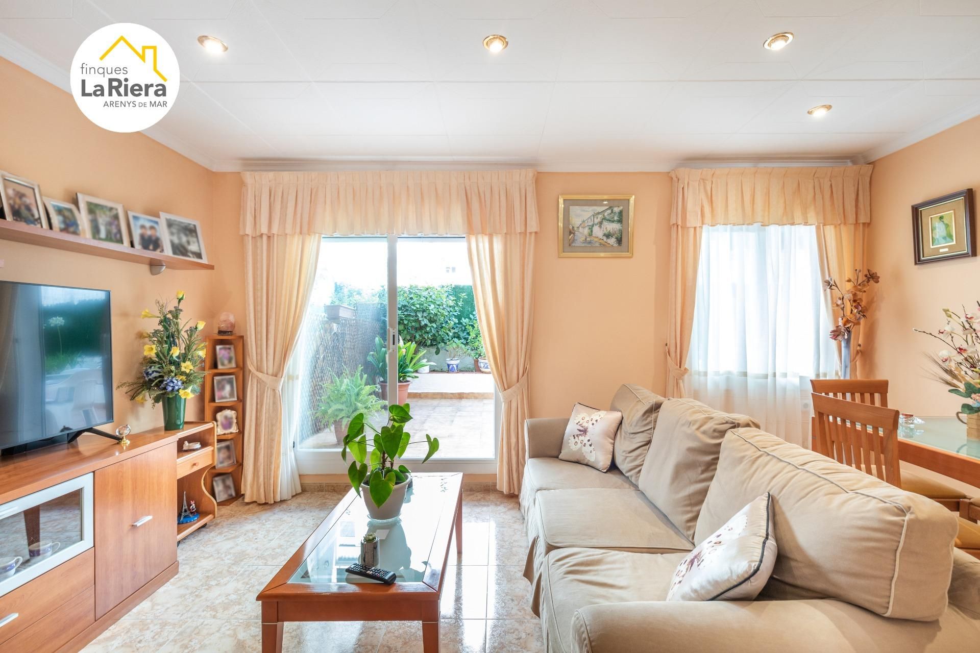 Living room of Flat for sale in Arenys de Munt  with Heating