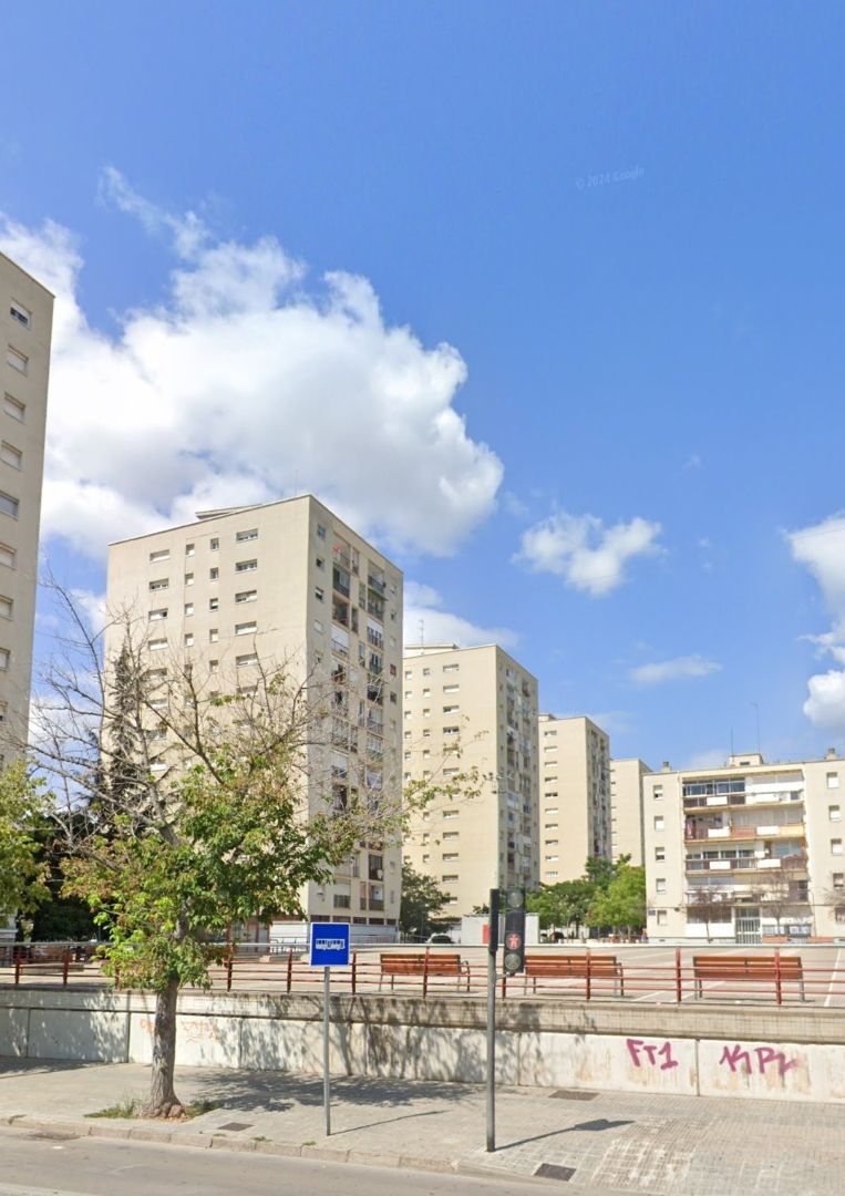 Vista exterior de Pis en venda en Terrassa amb Balcó