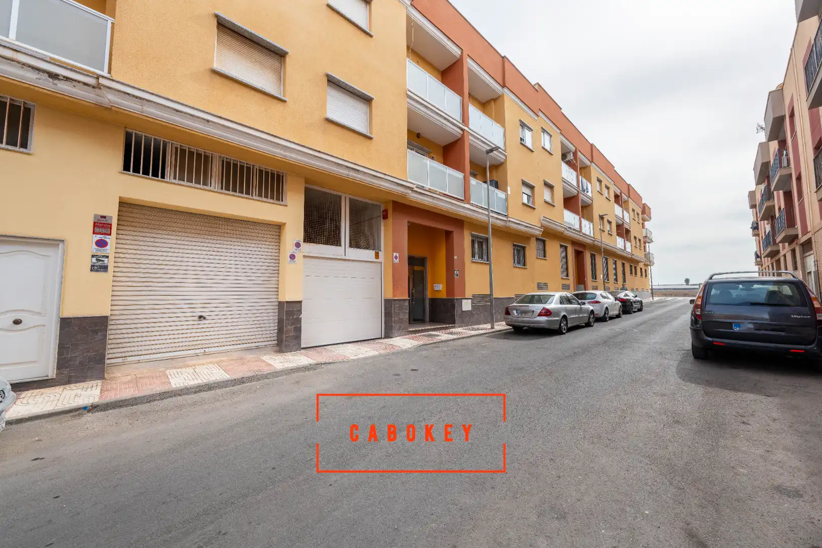 Exterior view of Flat for sale in Roquetas de Mar  with Air Conditioner, Heating and Terrace