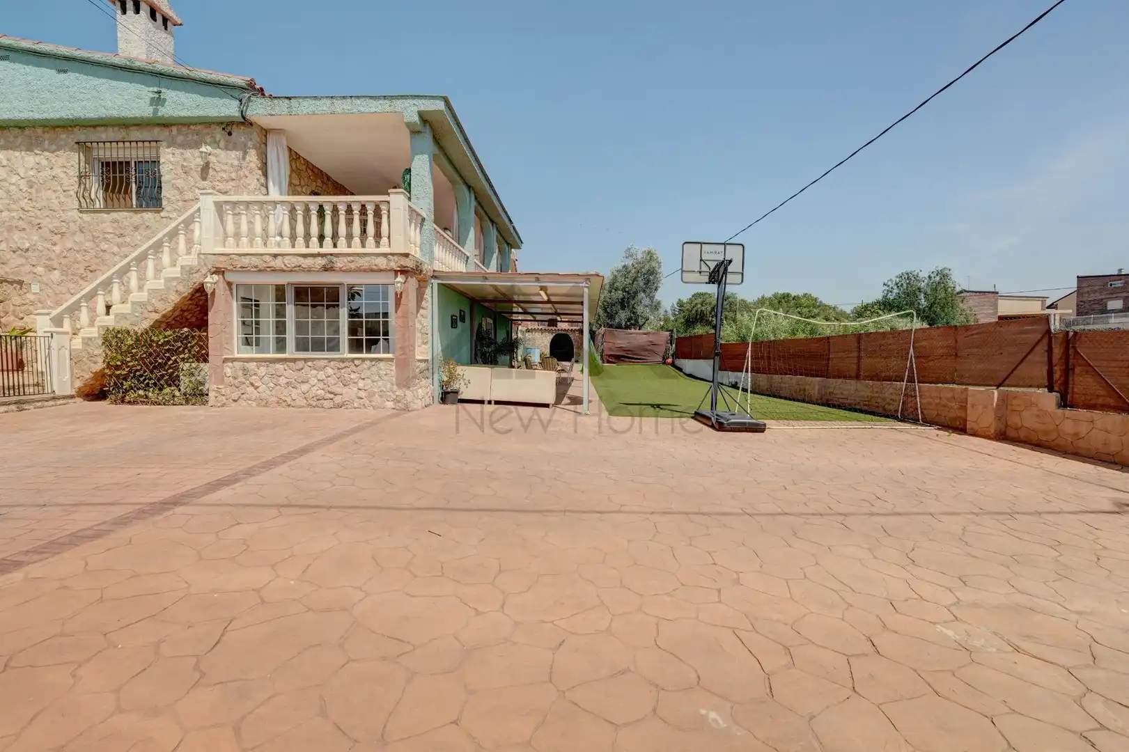 Houses for sale in La Pobla de Vallbona  with Air Conditioner, Heating and Private garden