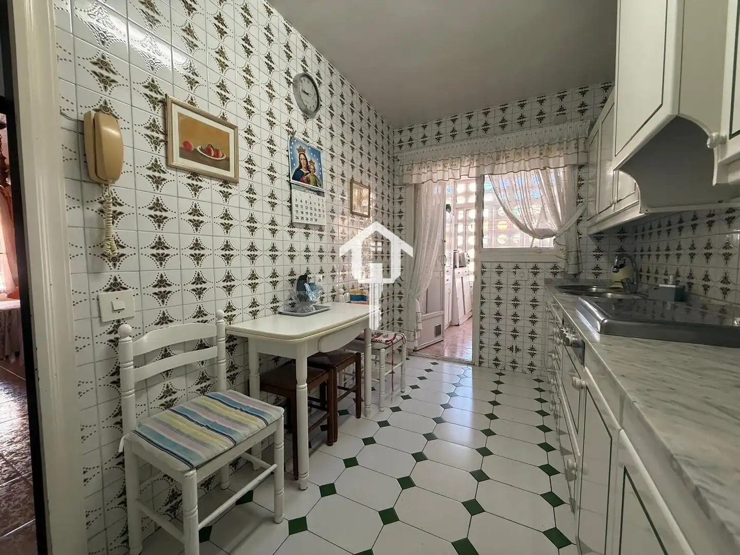 Cocina de Piso en venta en Alicante / Alacant con Aire acondicionado, Amueblado y Balcón