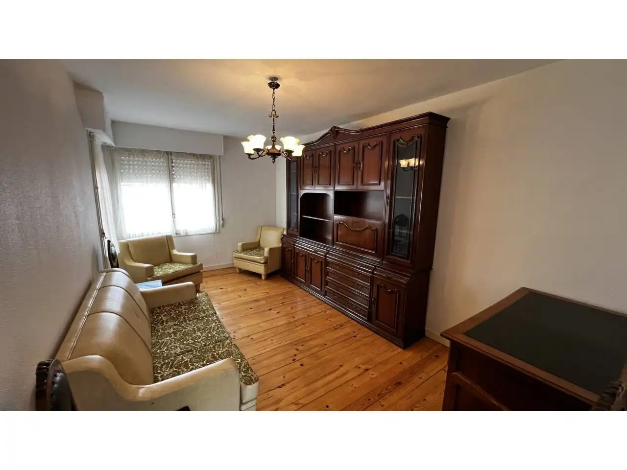 Living room of Flat for sale in Espinosa de los Monteros  with Furnished and Balcony
