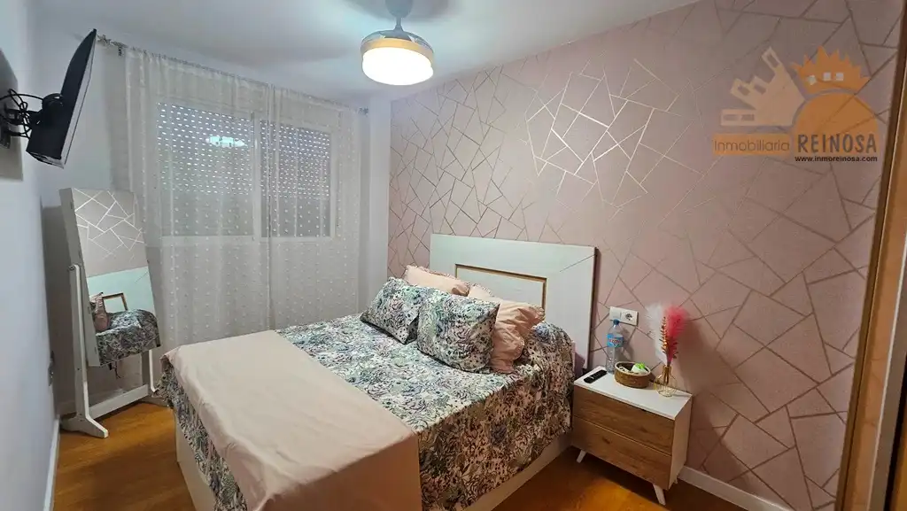 Habitación de Piso de alquiler en Molina de Segura con Aire acondicionado, Calefacción y Amueblado