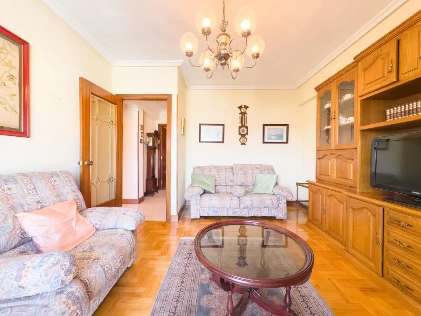 Sala de estar de Apartamento en venta en Irun  con Calefacción, Trastero y Amueblado