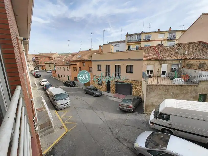 Vista exterior de Piso en venta en Segovia con Calefacción y Terraza