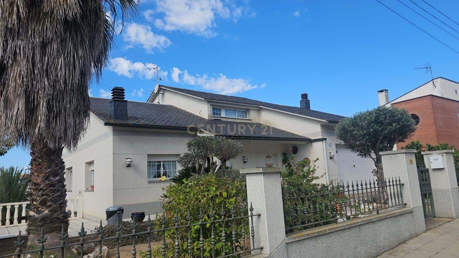 Exterior view of House or chalet for sale in Lliçà d'Amunt