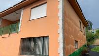 Vista exterior de Casa o xalet en venda en Ferrol amb Balcó