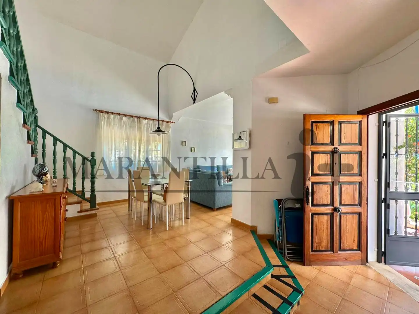 Sala d'estar de Casa o xalet en venda en Islantilla amb Jardí privat, Terrassa i Traster