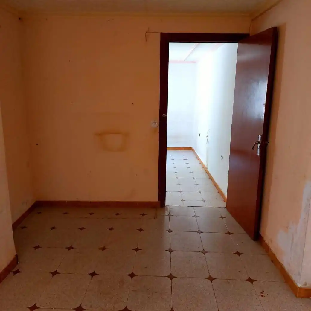 Casa adosada en venda en Guadix