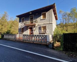 Vista exterior de Finca rústica en venda en Igorre amb Terrassa i Balcó