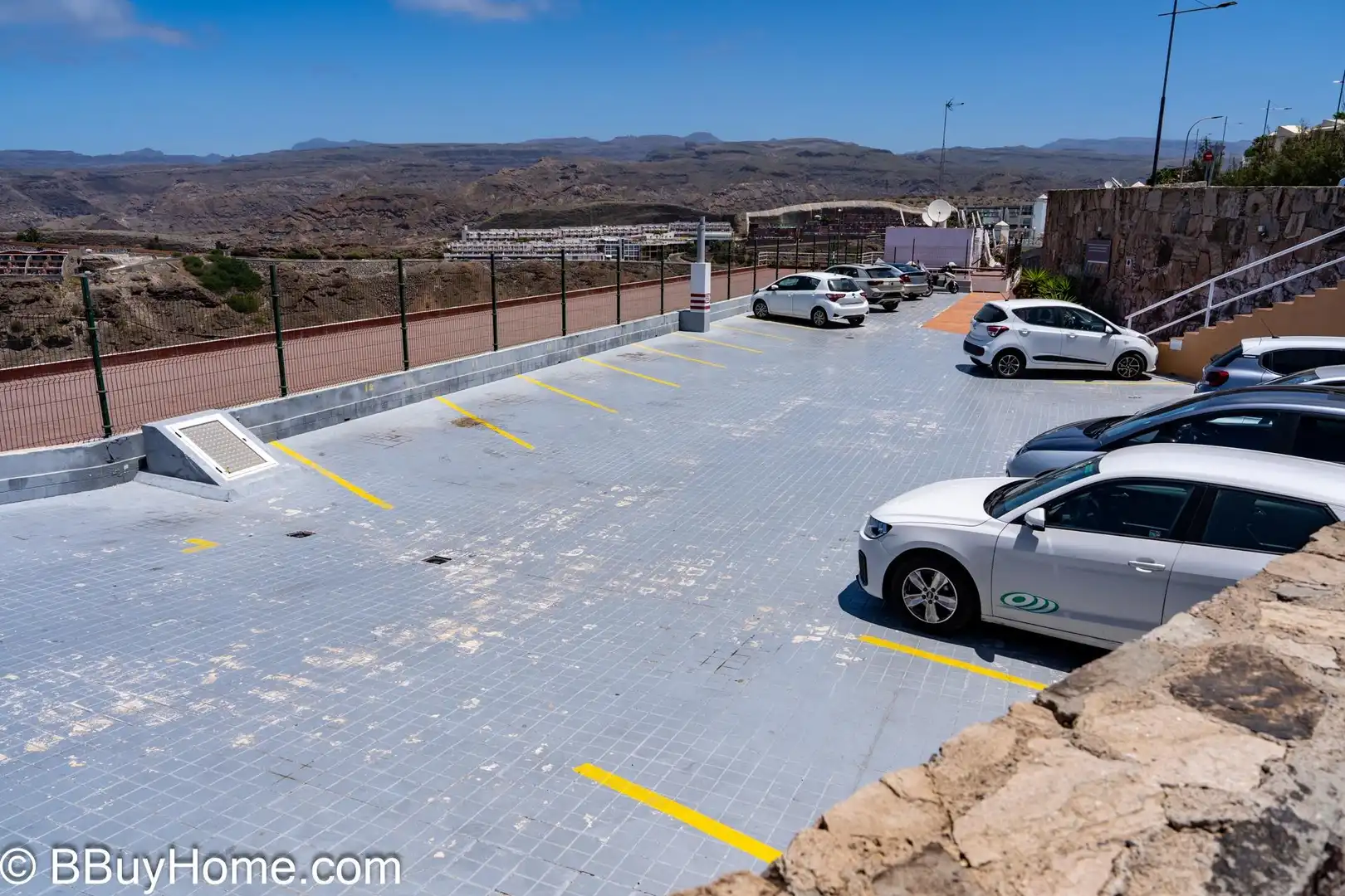 Parking de Apartamento de alquiler en Mogán con Aire acondicionado, Terraza y Amueblado
