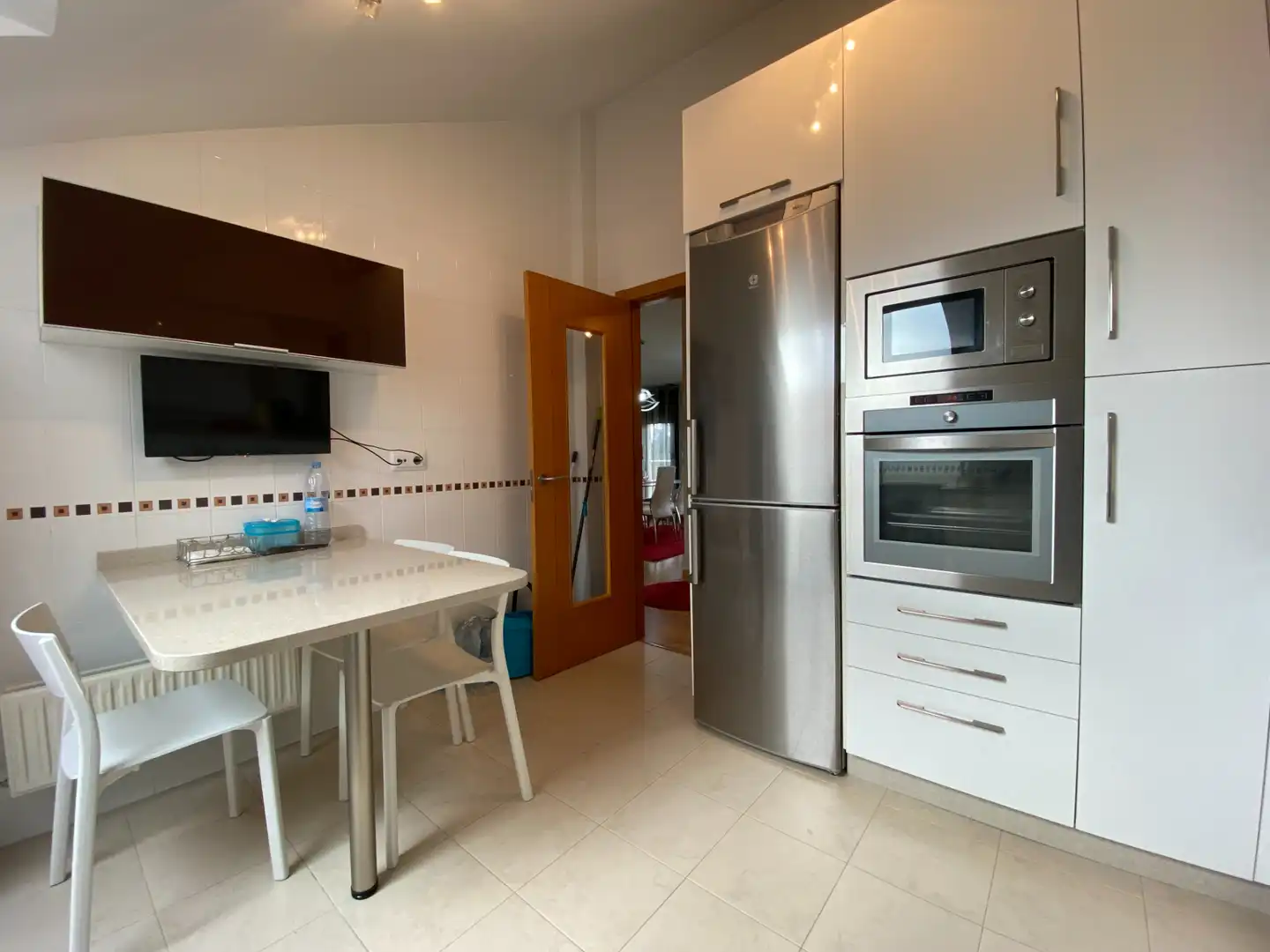 Küche von Wohnung zur Miete in Boqueixón mit Terrasse, Abstellraum und Möbliert