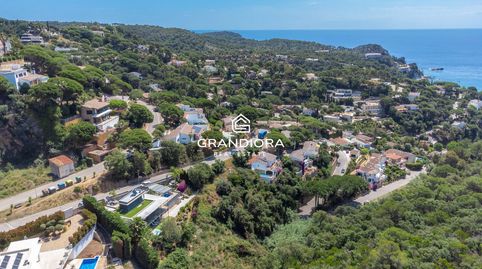 Villa de lujo con licencia turística de 545 m con piscina y vistas al mar en Tossa de Mar, image 4