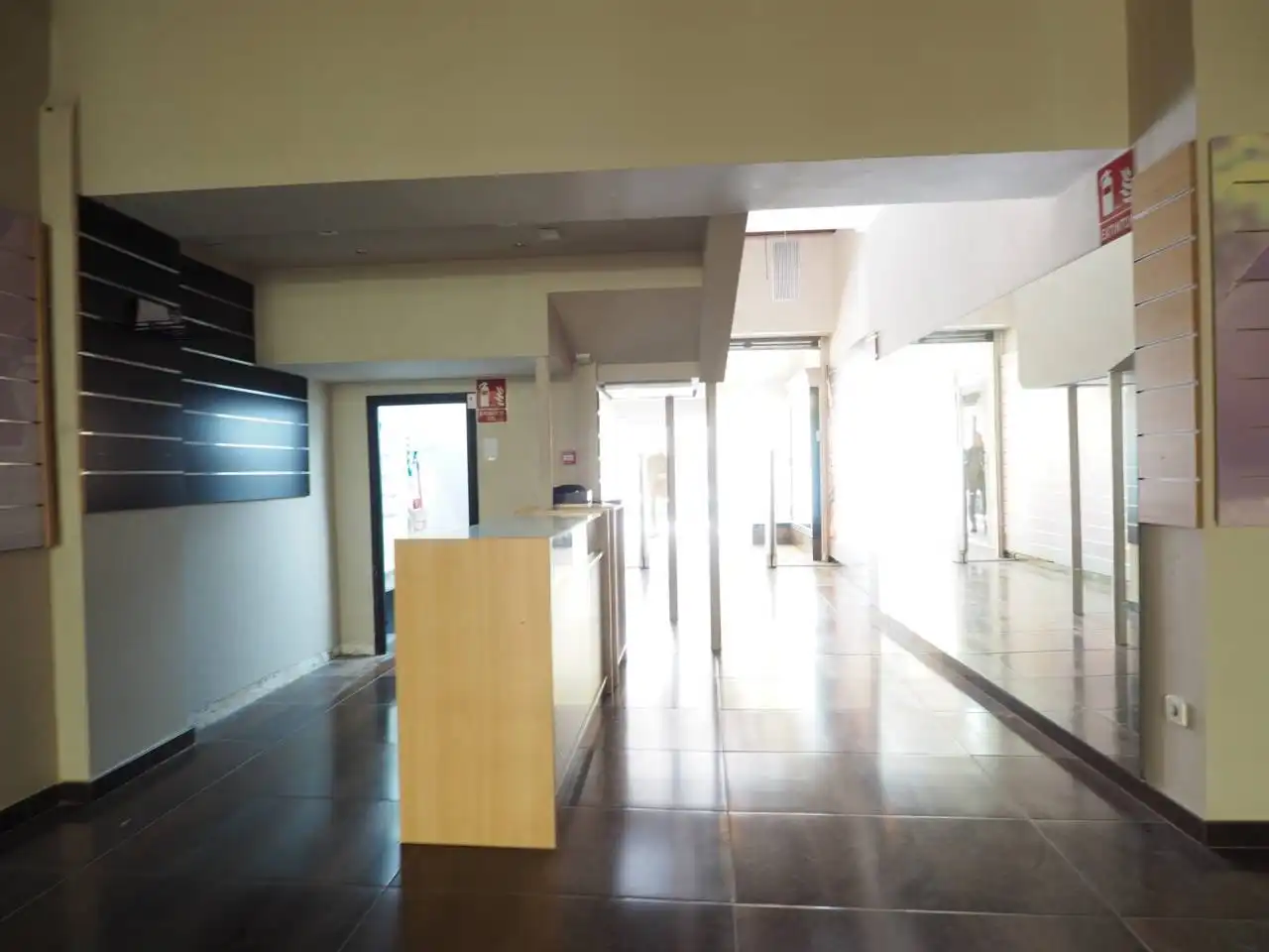 Local comercial de lloguer a Plaza de les Olles 12, imagen 10