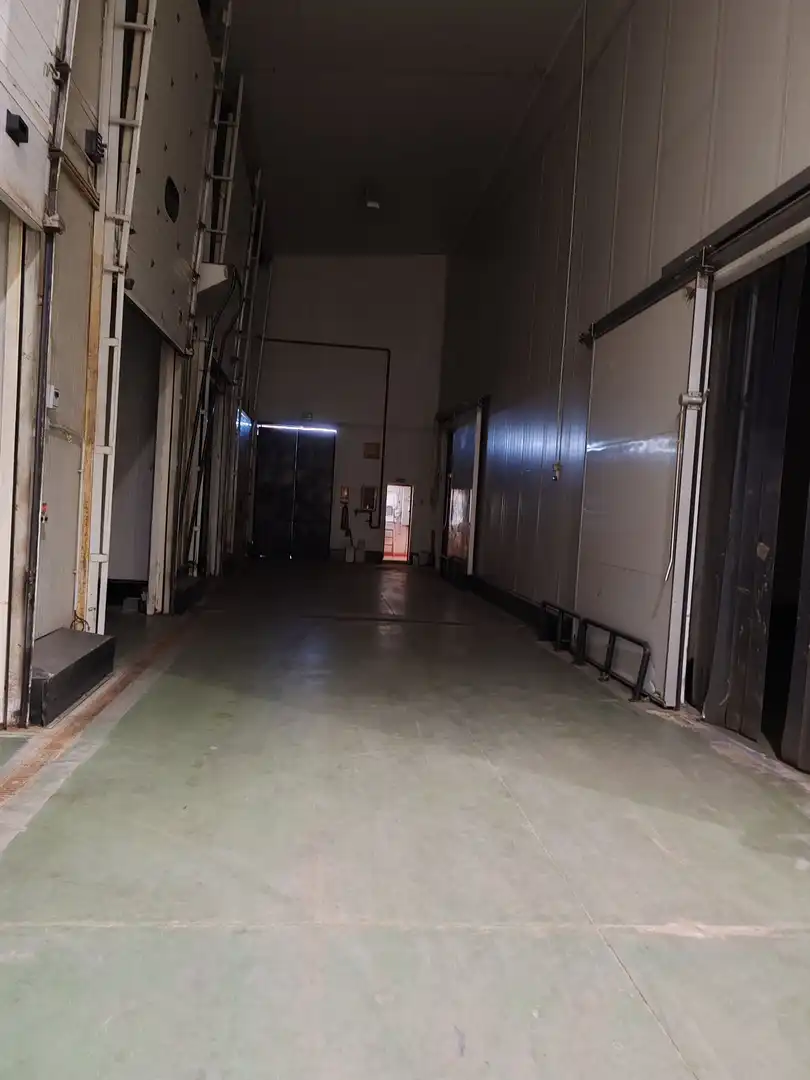 Industriegebäude zur Miete in N/A, imagen 2