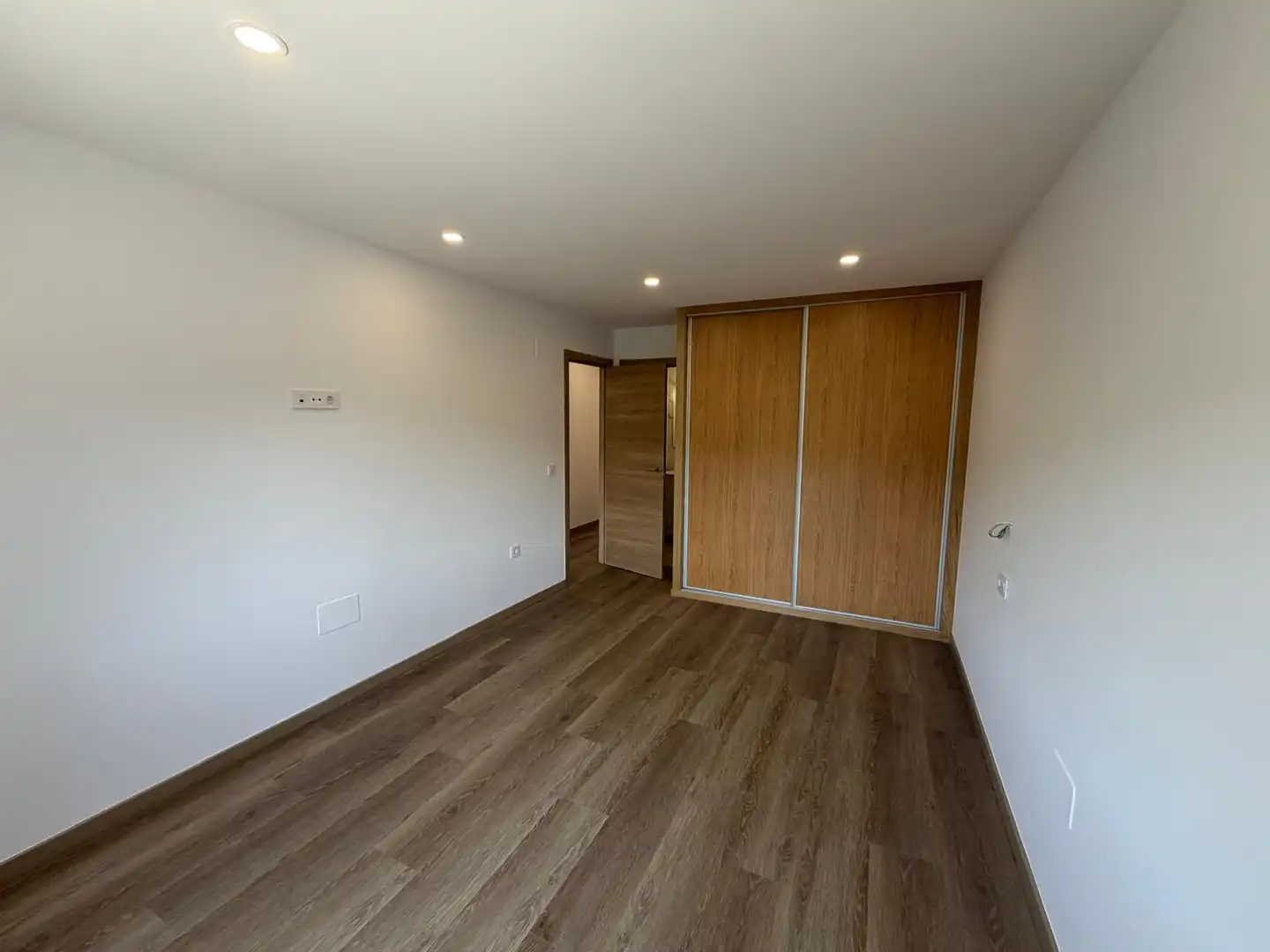 Casa o chalet de alquiler en Lugo con Calefacción, Jardín privado y Parquet