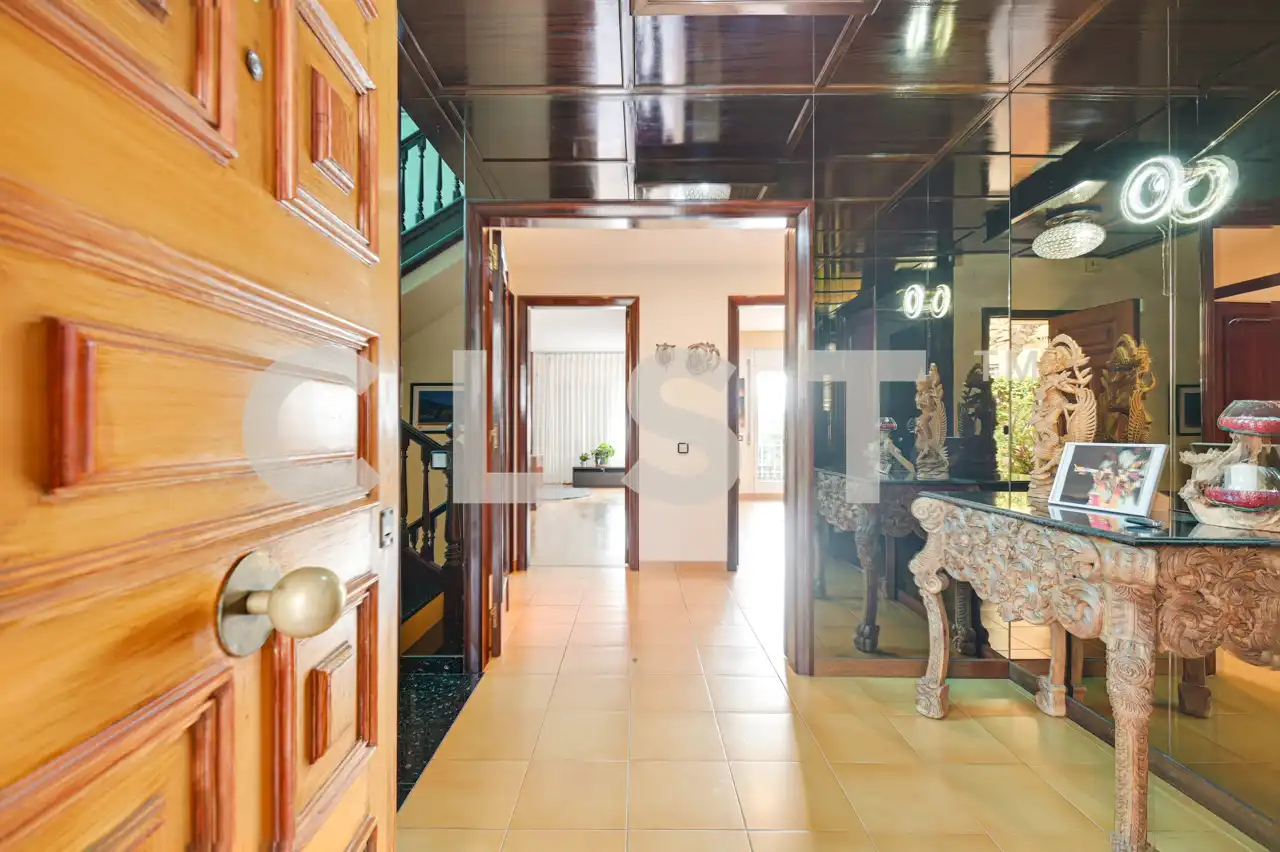 Casa o xalet en venda en Sant Just Desvern amb Aire condicionat, Calefacció i Jardí privat