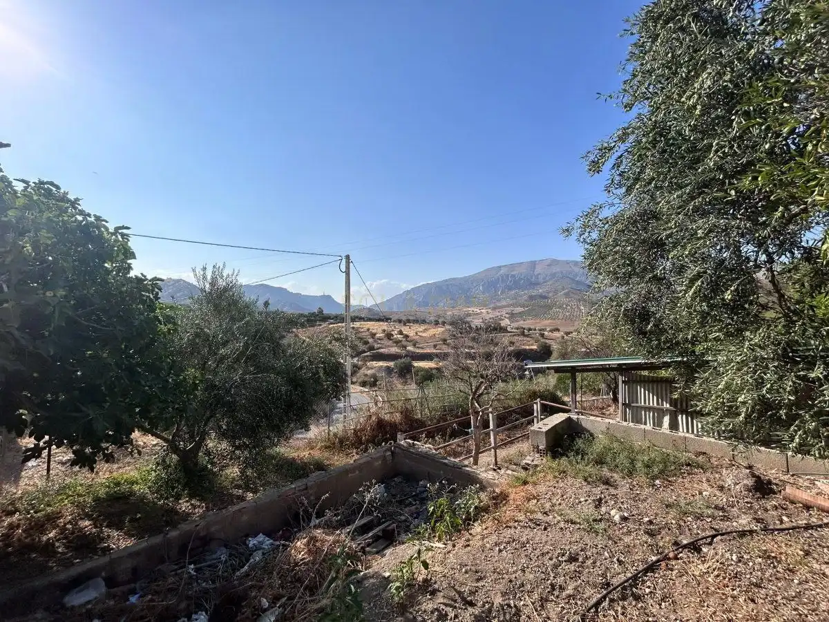 Vista exterior de Casa o xalet en venda en Álora amb Calefacció, Terrassa i Traster