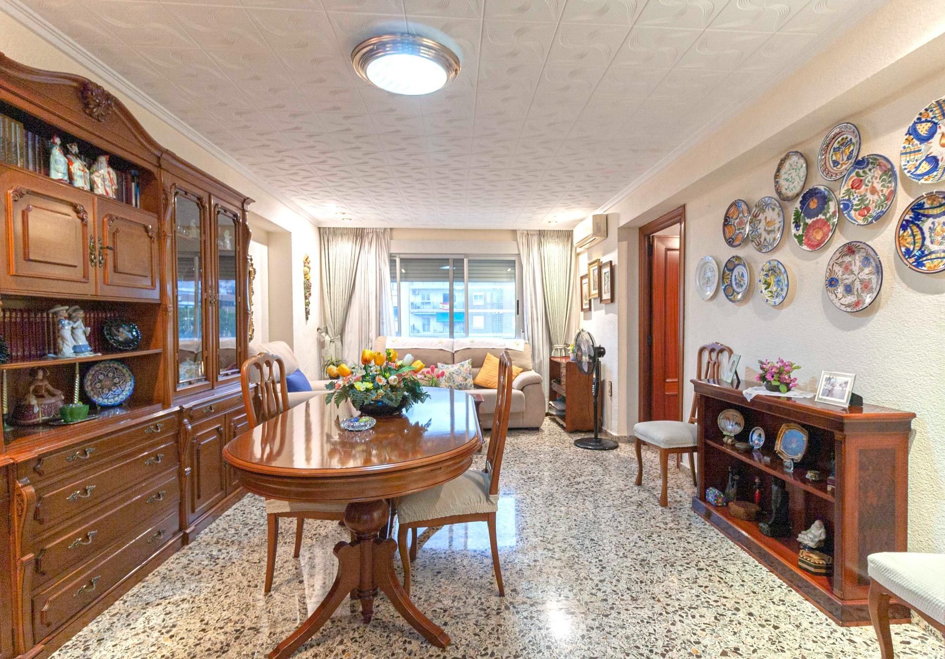 Dining room of Flat for sale in  Valencia Capital  with Air Conditioner, Heating and Terrace