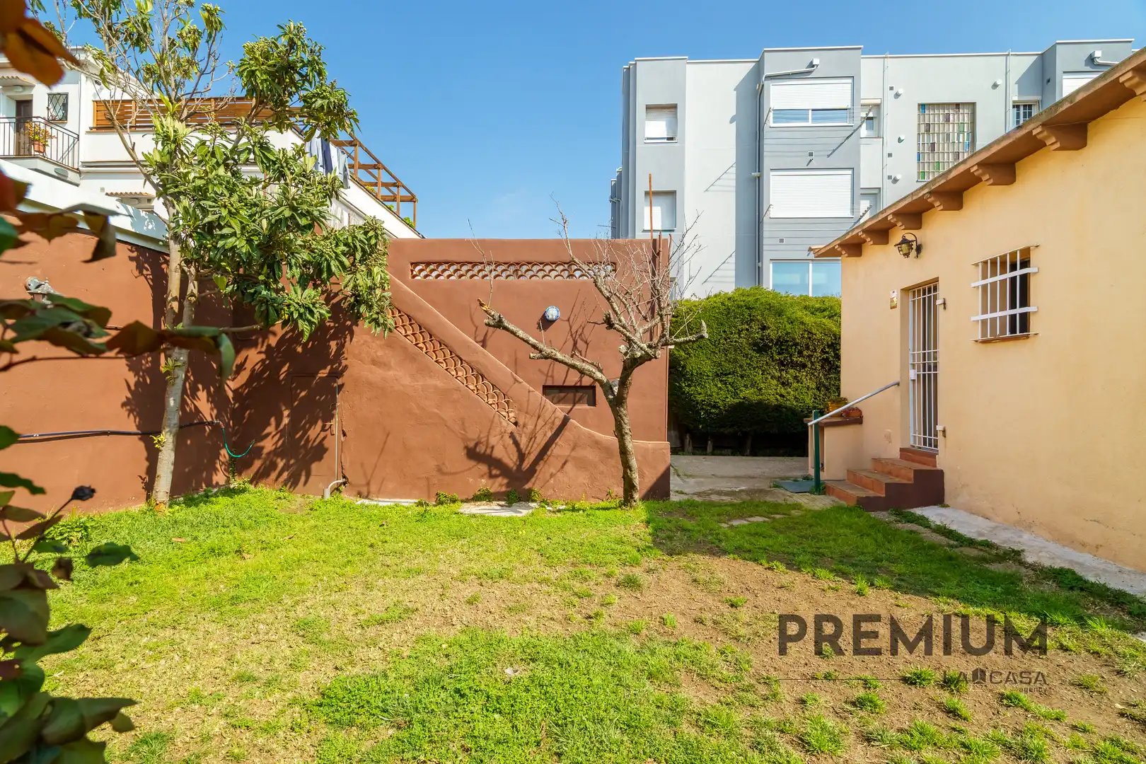 Vista exterior de Casa o chalet en venta en Castelldefels con Terraza y Balcón