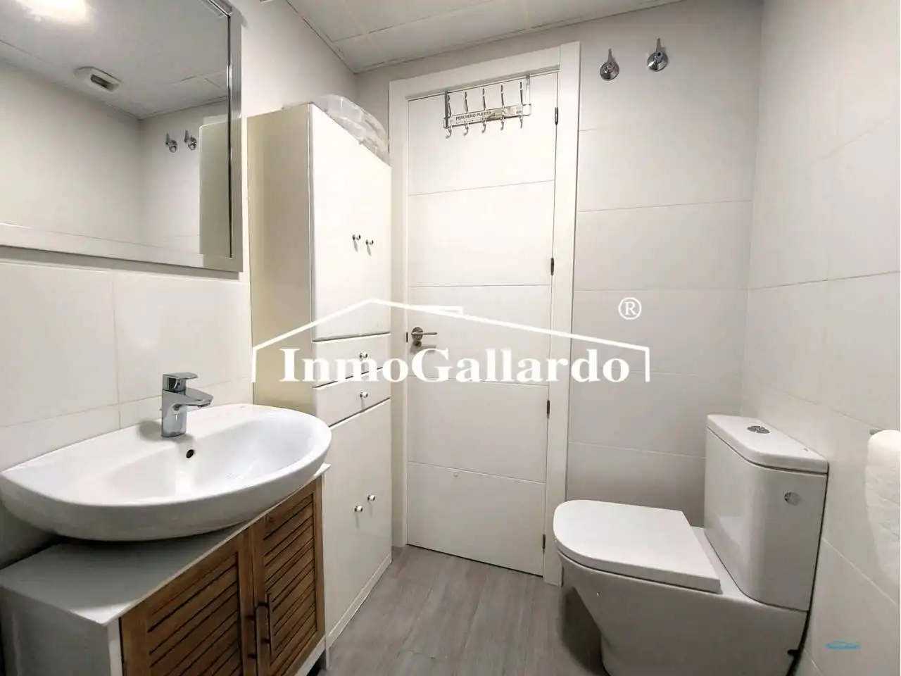 Badezimmer von Wohnung zum Verkauf in Rincón de la Victoria mit Klimaanlage, Heizung und Abstellraum