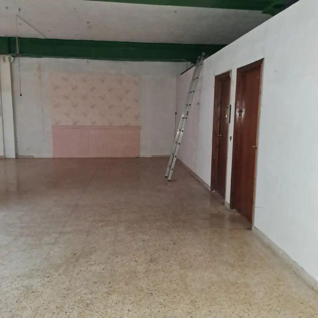 Local en venta en Valencia