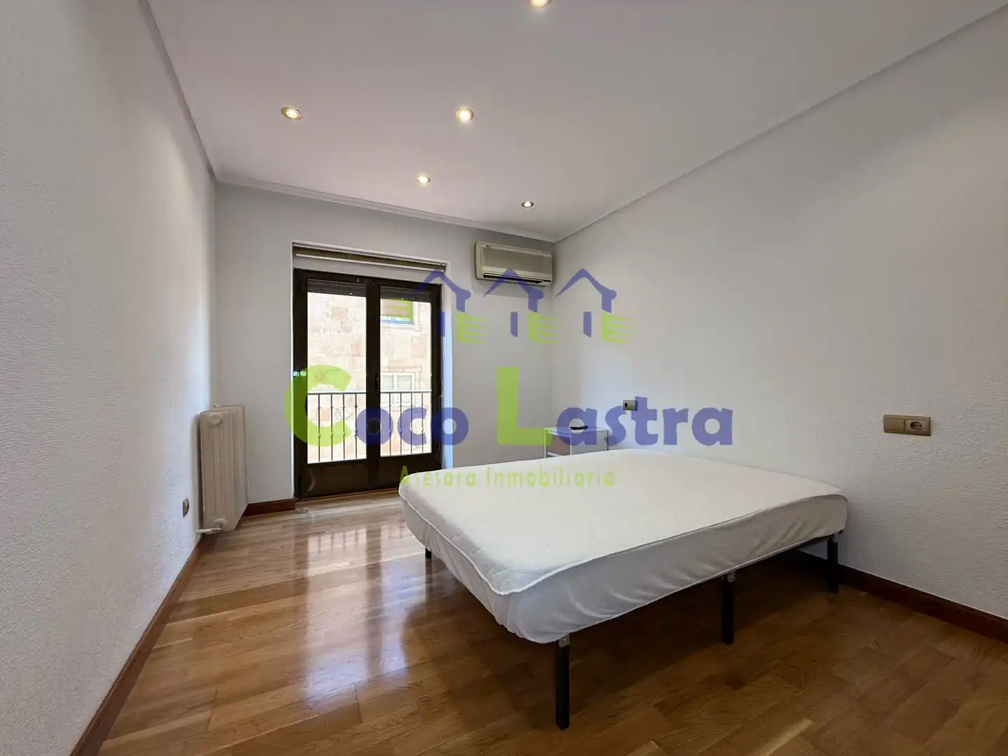 Flat for rent in Salamanca  with Air Conditioner, Heating and Parquet flooring