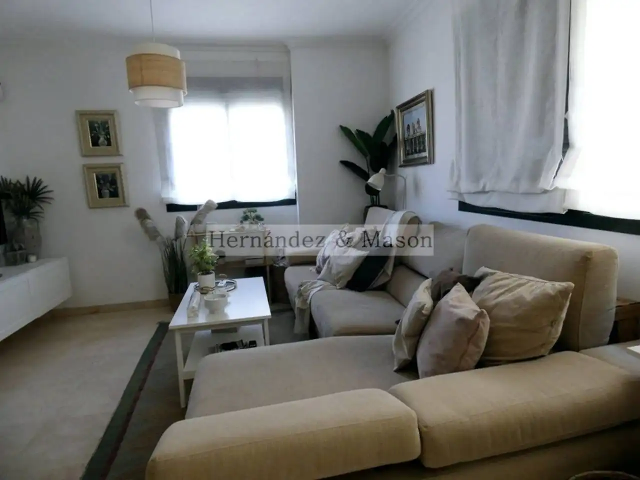 Casa aparellada amb jardí en venda a Avenida Inmaculada Concepción, imagen 5