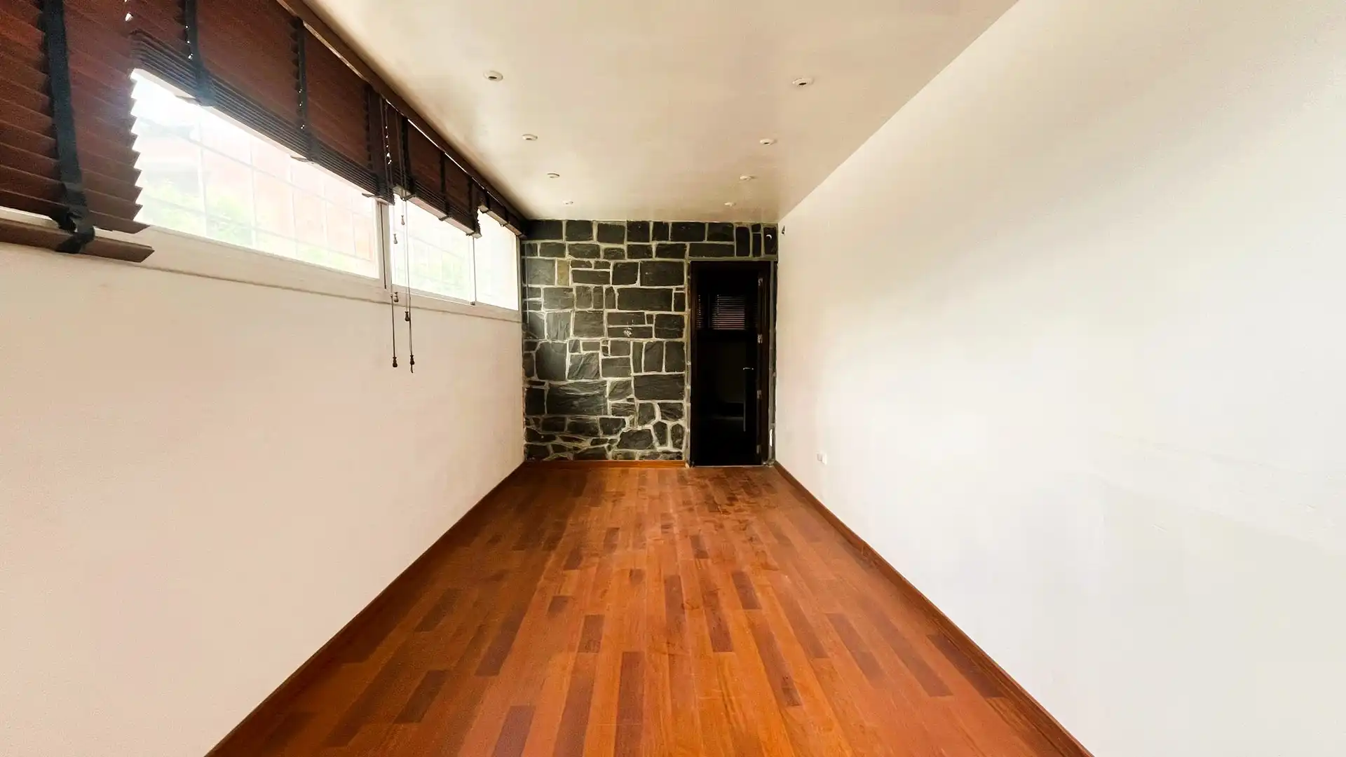 Office for sale in Sant Joan Despí  with Storage room