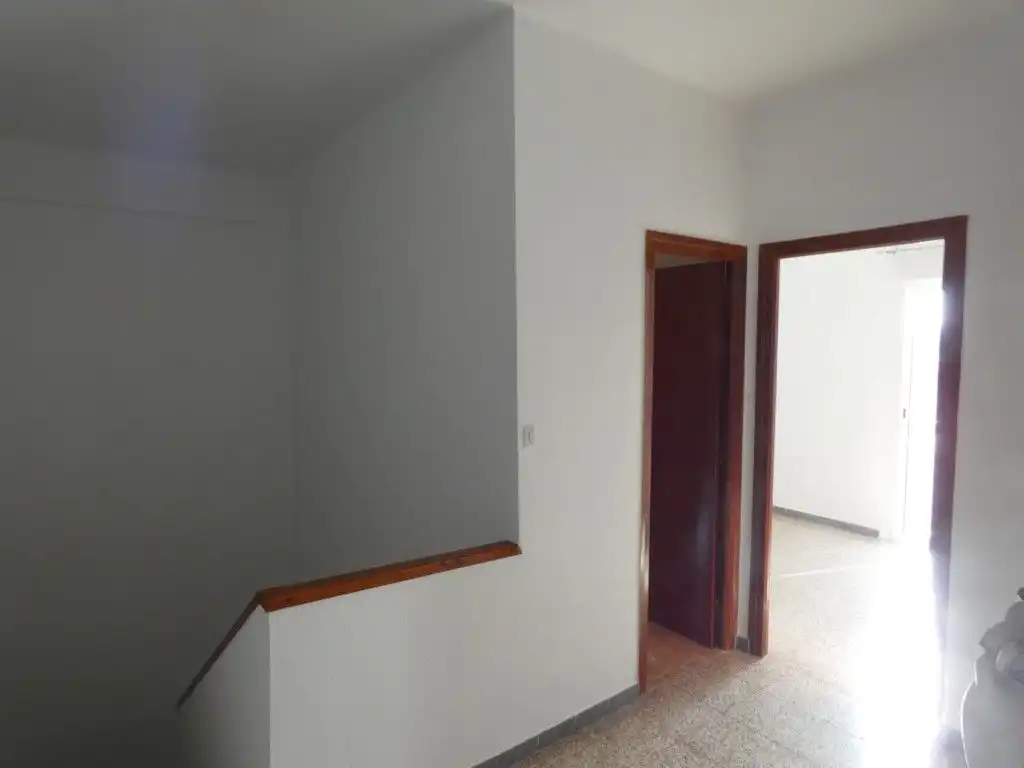 Casa adosada en venta en Camporrobles