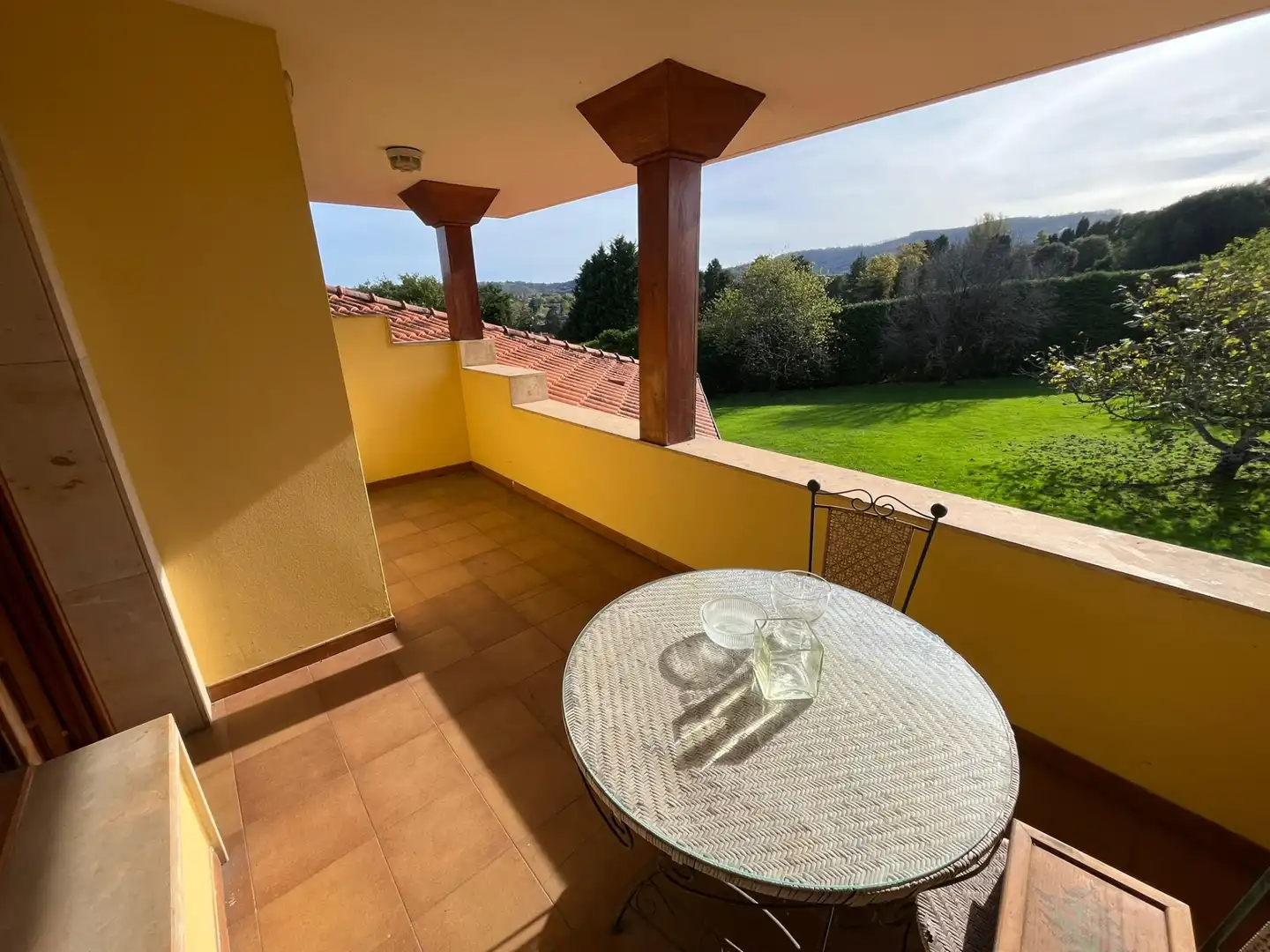 Terrassa de Casa o xalet en venda en Gijón  amb Calefacció, Parquet i Terrassa