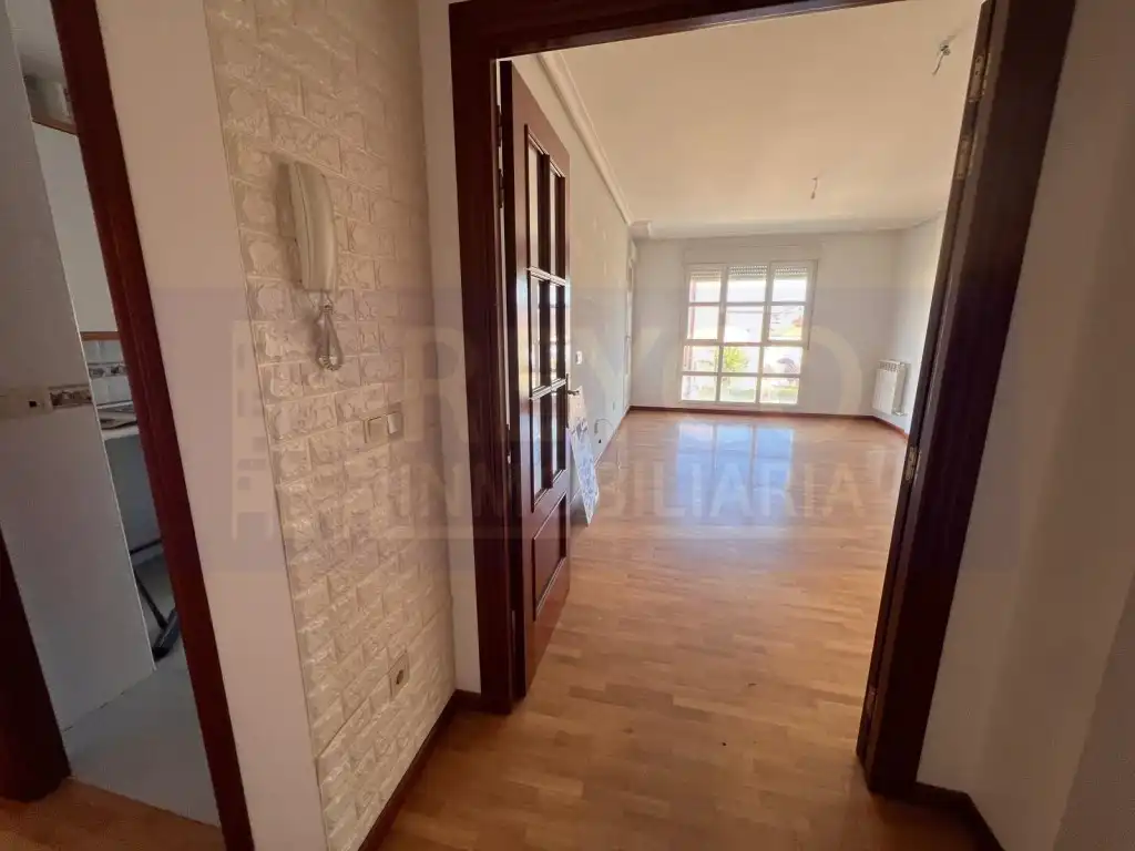 Flat with terrace for sale in Calle Magdalena, imagen 3