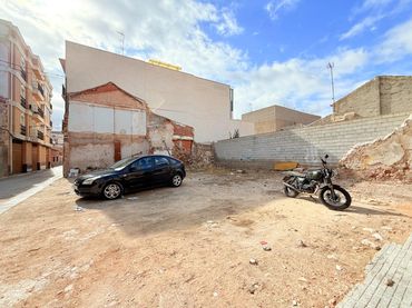 Wohnbaugrundstück zum Verkauf in Calle de San José 12