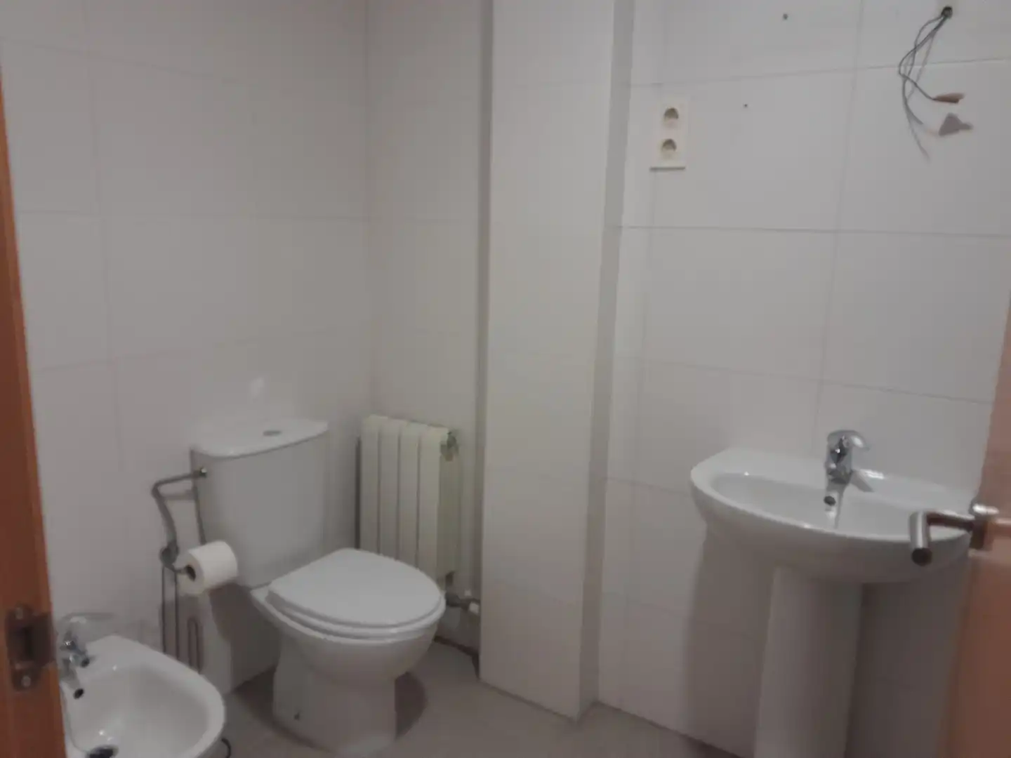 Bany de Pis en venda en Montcada i Reixac amb Aire condicionat, Calefacció i Moblat