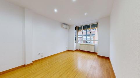 Foto 2 de Pis de lloguer a Calle de Pinos Baja, Valdeacederas,  Madrid Capital