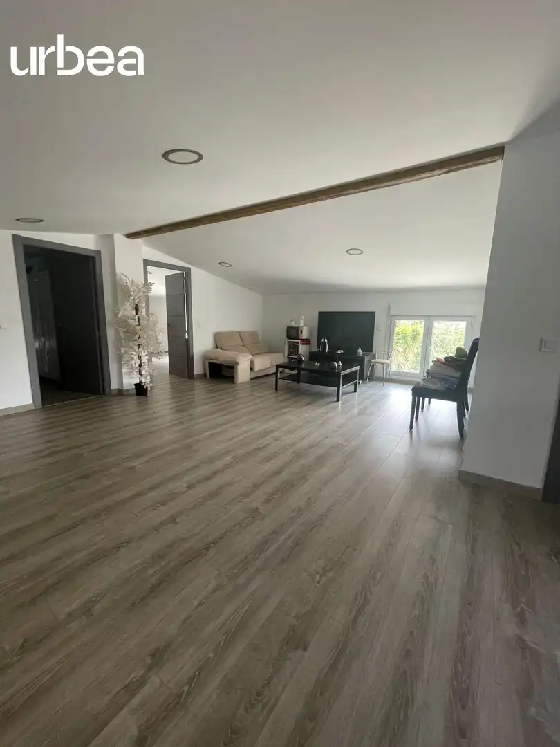 Sala de estar de Finca rústica de alquiler en Málaga con Calefacción, Jardín privado y Terraza
