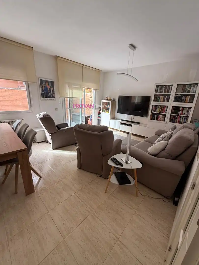 Casa adosada en venta en Ensanche