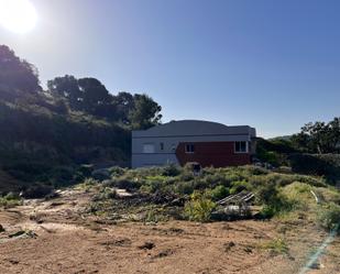 Vista exterior de Terreny industrial en venda en Cabrils