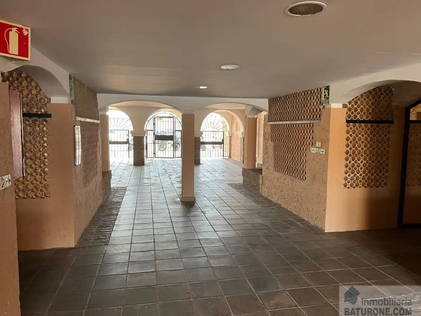 Dúplex en venta en León Herrero - Bahía sur